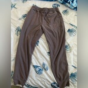 Beyond Yoga Joggers size Small
